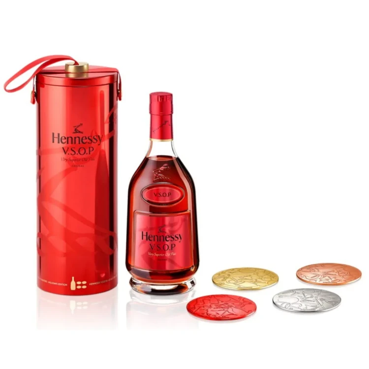 hennessy-vsop-privilege-holidays-2022-gift-box-40-700ml